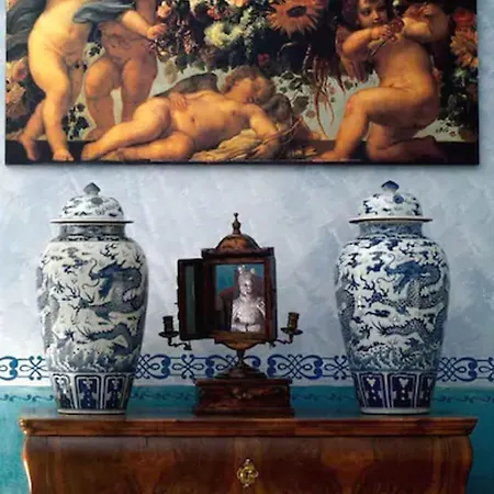 Hotel Mas De La Chapelle 4*