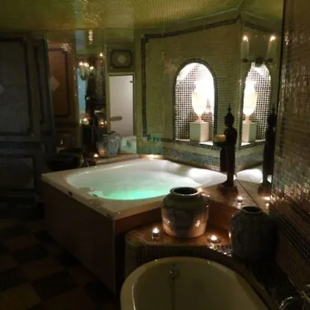 Mas De La Chapelle Hotel
