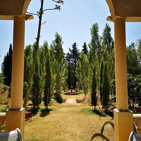 Mas De La Chapelle 4*